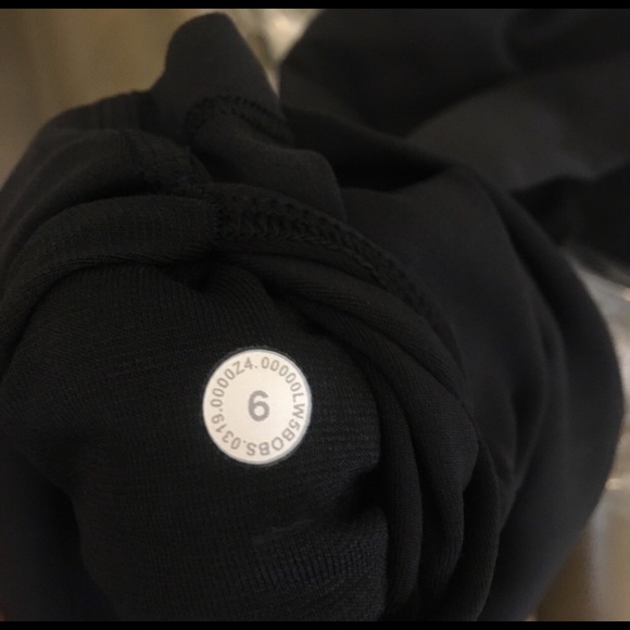 NWT Lululemon Align HR Pant 28” size 6 - Picture 4 of 5